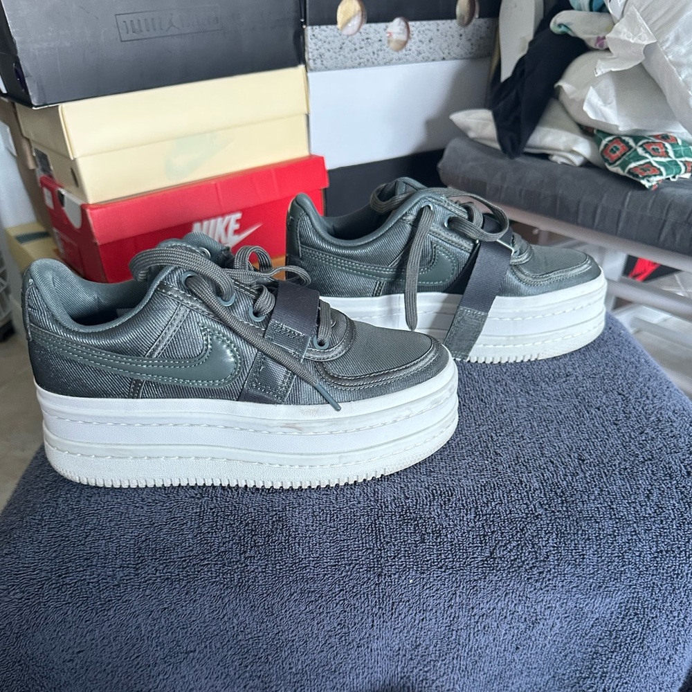 Nike Vandal 2K Spruce Green Women’s Size 7.5